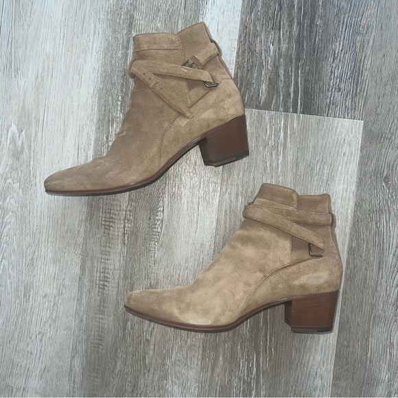 YSL Blake Jodhpur 40 boots in Suede Soho New Sigaro as seen on Kendall Jenner - Picture 6 of 15